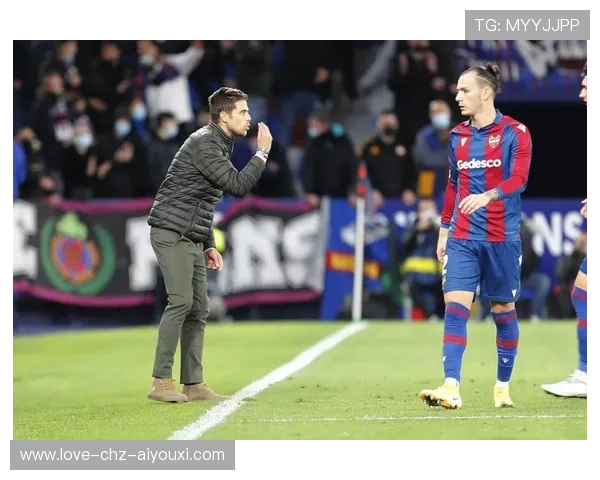 巴西防守闪电反击，维尼修斯速射吊挂死角