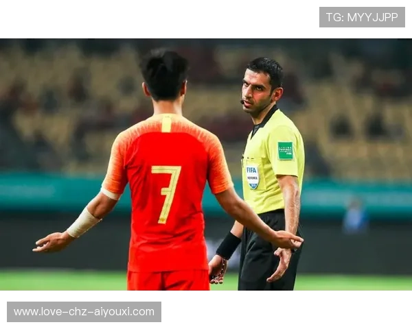 法兰克福快速传切渐入佳境，赢得全场瞩目